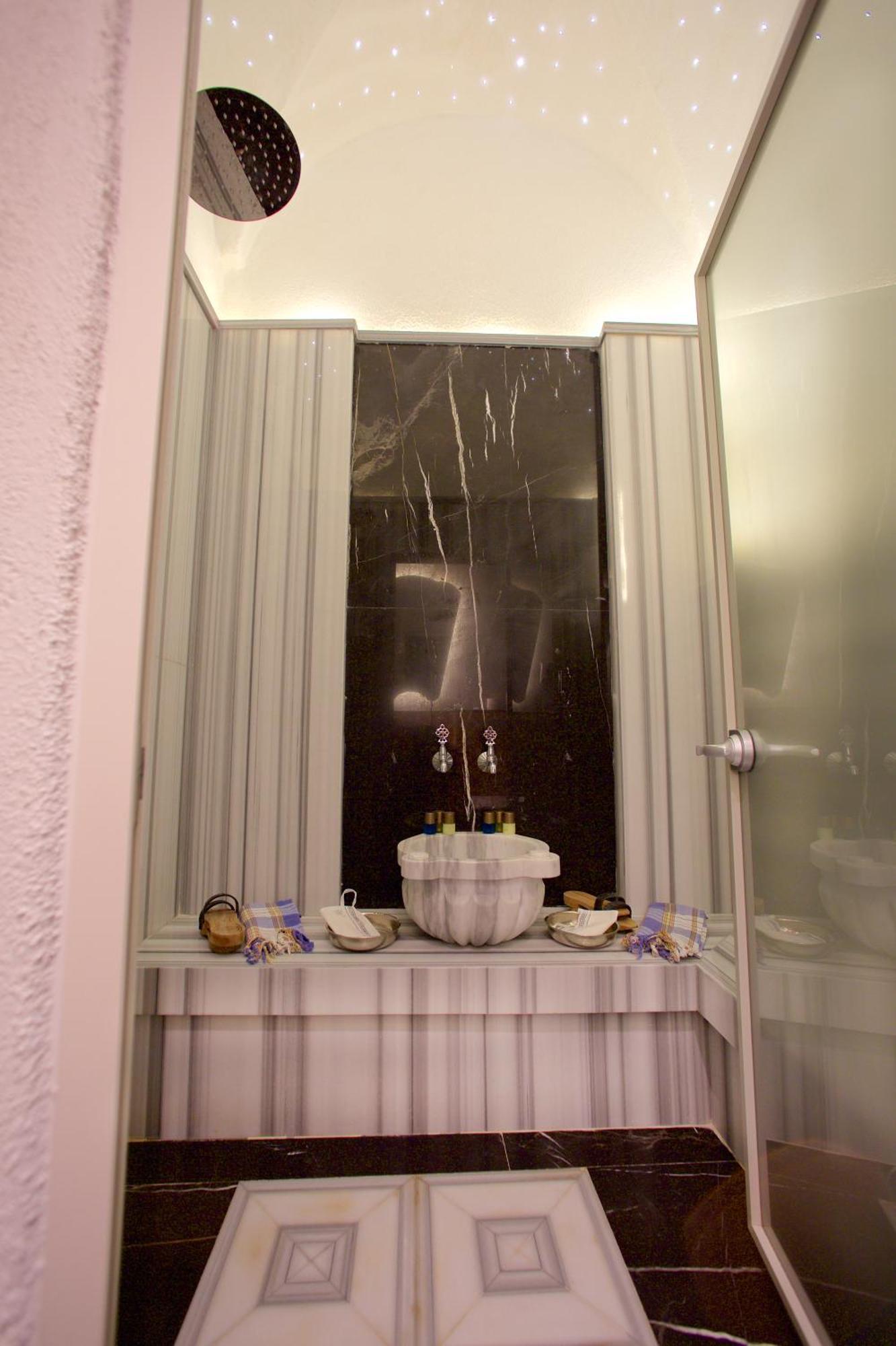 Ayramin Exclusive Hotel - Special Category Istanbul Bagian luar foto